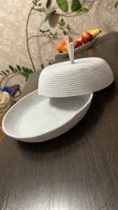 Фото из отзыва к Шнур вязаный 5 мм серый пепельный с сердечником