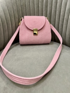 Фото из отзыва к Шнур вязаный 5 мм розовый светлый с сердечником