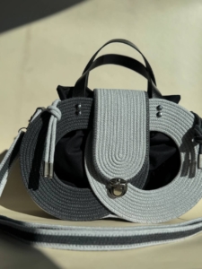 Фото из отзыва к Шнур плетёный 5 мм серый светлый с сердечником