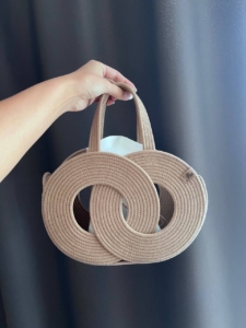 Фото из отзыва к Шнур плетёный 5 мм песочный с сердечником