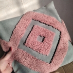 Фото из отзыва к Готовый набор Наволочка цветная с ковровой вышивкой