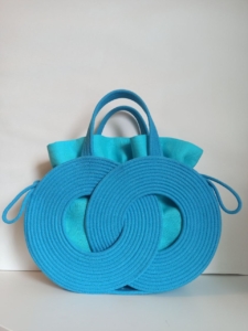 Фото из отзыва к Шнур плетёный 5 мм бирюзовый тёмный с сердечником