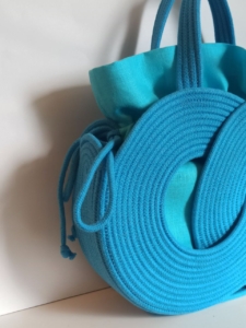 Фото из отзыва к Шнур плетёный 5 мм бирюзовый тёмный с сердечником