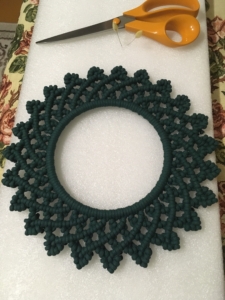 Фото из отзыва к Шнур плетёный 3 мм горчичный светлый с цветным сердечником