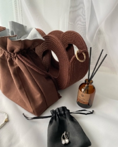 Фото из отзыва к Шнур вязаный 5 мм шоколадно-красный с сердечником