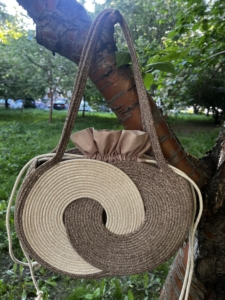 Фото из отзыва к Шнур плетёный 5 мм меланж молочный-бежевый с сердечником