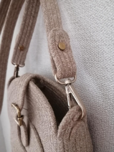 Фото из отзыва к Шнур плетёный 5 мм меланж песочный-капучино с сердечником