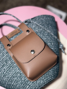 Фото из отзыва к Шнур плетёный 5 мм меланж молочный-изумрудный с сердечником