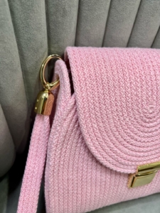 Фото из отзыва к Шнур вязаный 5 мм розовый светлый с сердечником