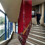 Фото из отзыва к Шнур вязаный мягкий 8 мм рубиновый с сердечником