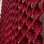 Фото из отзыва к Шнур вязаный мягкий 8 мм рубиновый с сердечником