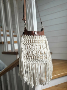 Фото из отзыва к Шнур плетёный 3 мм молочный с цветным сердечником