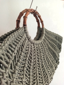 Фото из отзыва к Шнур плетёный 3 мм хаки светлый с цветным сердечником