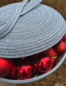 Фото из отзыва к Шнур вязаный 5 мм меланж голубой-джинс с сердечником