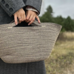 Фото из отзыва к Шнур вязаный 5 мм меланж чёрный-джутовый цвет с сердечником