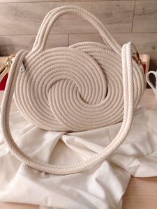 Фото из отзыва к Шнур вязаный жёсткий 8 мм молочный с сердечником