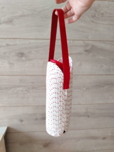 Фото из отзыва к Видео-урок Сумочка-чехол для бутылки