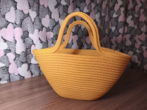 Фото из отзыва к Шнур вязаный жёсткий 8 мм горчичный светлый с сердечником