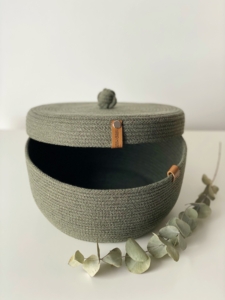 Фото из отзыва к Шнур вязаный 5 мм хаки тёмный с сердечником