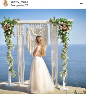 Фото из отзыва к Видео-урок Арка макраме 2,2х1,6 м