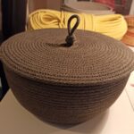 Фото из отзыва к Шнур вязаный 5 мм шоколадный с сердечником