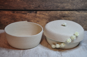 Фото из отзыва к Шнур вязаный 5 мм молочный с сердечником