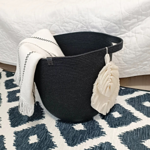 Фото из отзыва к Шнур вязаный 5 мм чёрный с сердечником