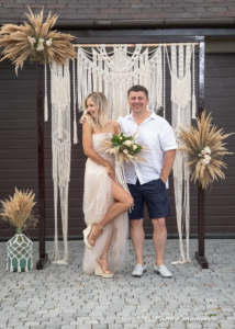 Фото из отзыва к Материалы и видео-урок “Арка макраме 2,2 х 1,6 м”