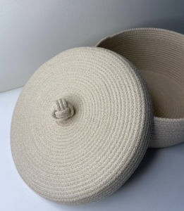 Фото из отзыва к Шнур вязаный 5 мм песочный с сердечником