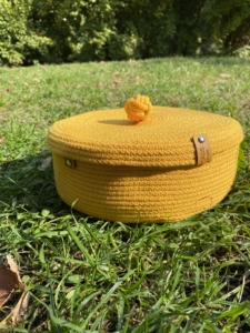 Фото из отзыва к Шнур вязаный 5 мм горчичный светлый с сердечником