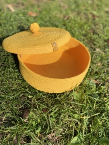 Фото из отзыва к Шнур вязаный 5 мм горчичный светлый с сердечником