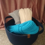 Фото из отзыва к Шнур вязаный 5 мм синий тёмный с сердечником