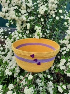 Фото из отзыва к Шнур вязаный 5 мм жёлтый с сердечником