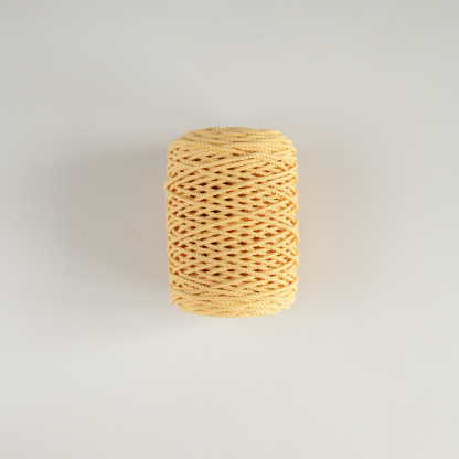 Трёхпрядная верёвка 3 мм жёлтый