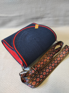 Фото из отзыва к Шнур плетёный 5 мм синий тёмный с сердечником