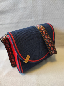 Фото из отзыва к Шнур плетёный 5 мм синий тёмный с сердечником