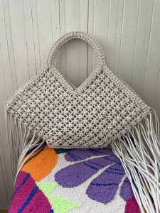 Фото из отзыва к Шнур плетёный 3 мм молочный с цветным сердечником