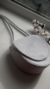 Фото из отзыва к Шнур вязаный 5 мм белый (люрекс серебро) с сердечником