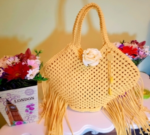 Фото из отзыва к Шнур плетёный 3 мм жёлтый с сердечником