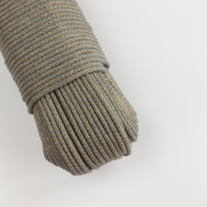 Шнур вязаный 5 мм с люрексом золото серый