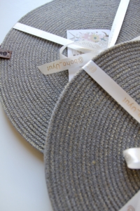 Фото из отзыва к Шнур вязаный 5 мм серый (люрекс серебро) с сердечником