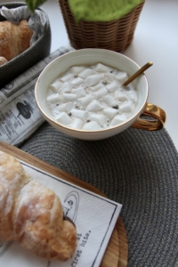 Фото из отзыва к Шнур вязаный 5 мм серый (люрекс серебро) с сердечником