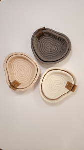 Фото из отзыва к Шнур вязаный жёсткий 8 мм серый тёплый с сердечником