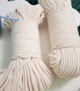 Фото из отзыва к Шнур плетёный 5 мм неокрашенный без сердечника