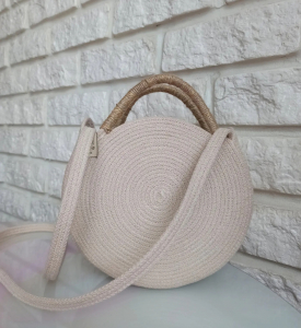 Фото из отзыва к Шнур вязаный 5 мм песочный с сердечником