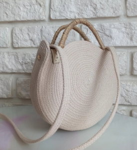 Фото из отзыва к Шнур вязаный 5 мм песочный с сердечником