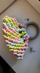 Фото из отзыва к Шнур вязаный мягкий 8 мм мятный с сердечником