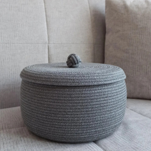 Фото из отзыва к Шнур вязаный 5 мм серый с сердечником