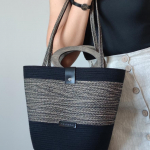 Фото из отзыва к Шнур вязаный 5 мм меланж чёрный-джутовый цвет с сердечником