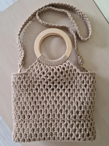 Фото из отзыва к Шнур плетёный 3 мм бежевый с цветным сердечником